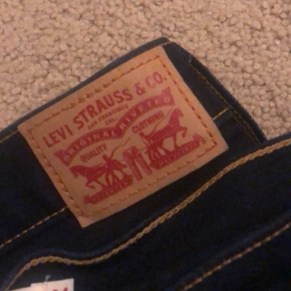 Levi shaping skinny - Picture 3 of 5